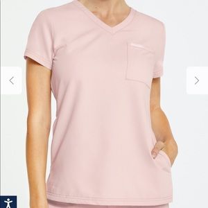 Jaanuu 3 pocket scrub top